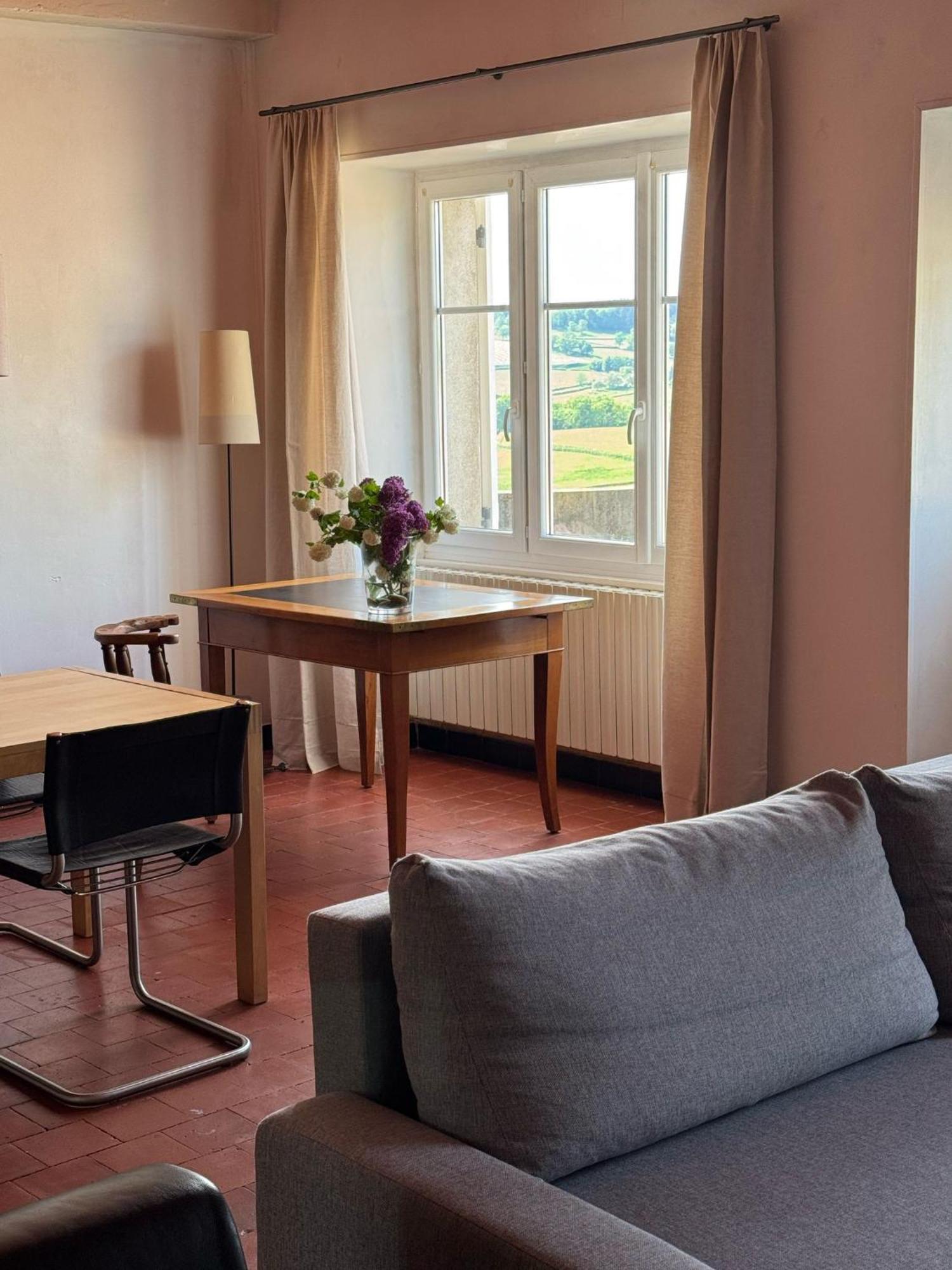 Gite A La Ferme Le Rousset Exterior foto
